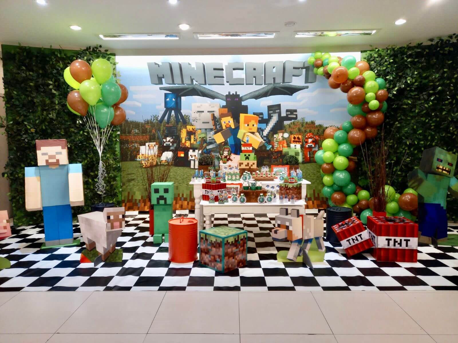 Boneco Minecraft - Studio Arte em Festa